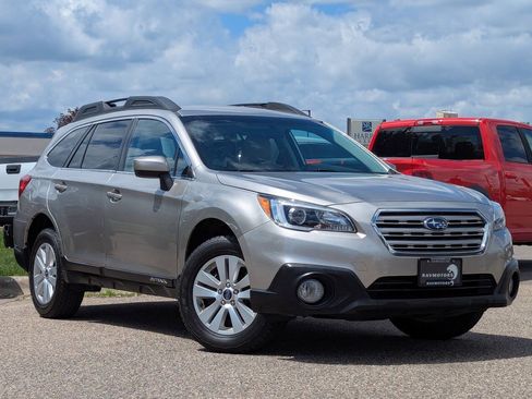 Used 2017 Subaru Outback 2.5i Premium AWD/4WD image 26