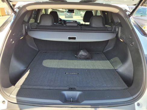 Used 2025 Nissan Murano SV AWD/4WD image 33