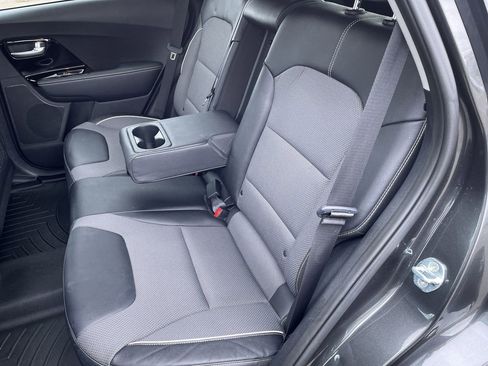 Used 2022 Kia Niro EX w/ Cold Weather Package image 21