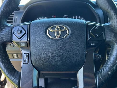 Used 2016 Toyota 4Runner Trail Premium AWD/4WD image 26