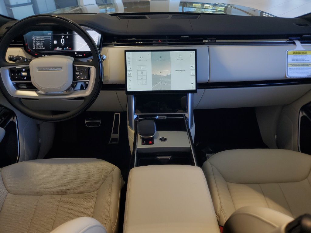 New 2026 Land Rover Range Rover SE AWD/4WD image 26