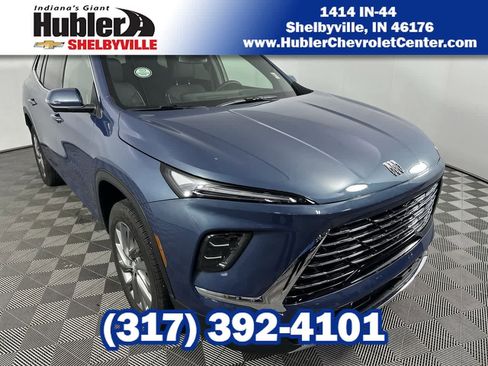 Used 2025 Buick Enclave Preferred image 1