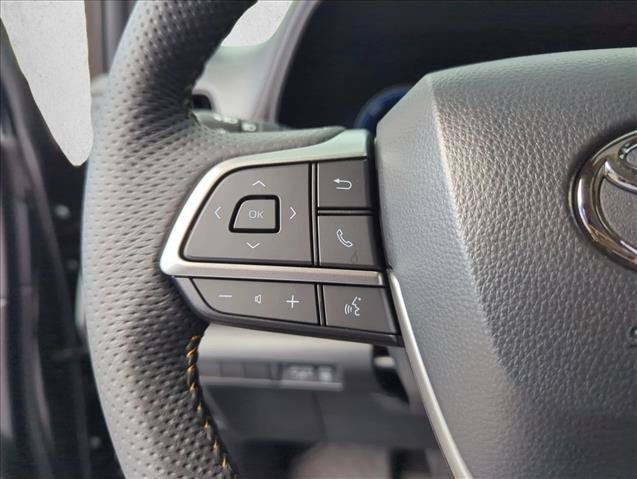 New 2026 Toyota Sienna XLE Woodland Edition AWD/4WD image 16