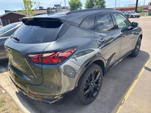 Used 2019 Chevrolet Blazer RS w/ Sun and Wheels Package AWD/4WD image 6