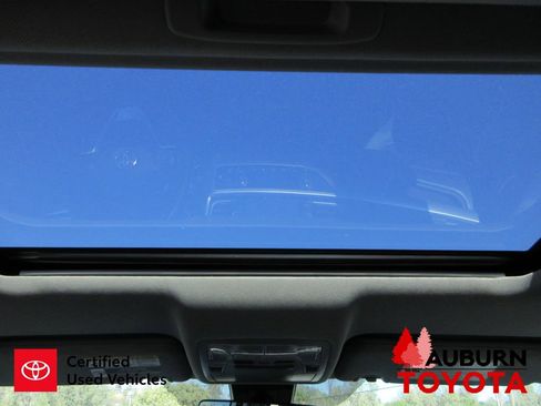 Certified 2018 Toyota Highlander XLE image 13