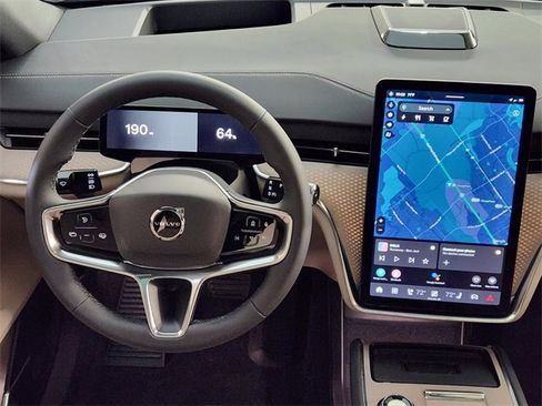 New 2025 Volvo EX90 Ultra w/ Protection Package Premier image 25