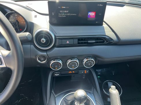Certified 2025 MAZDA MX-5 Miata RF Grand Touring RWD image 22