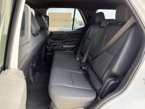 New 2026 Toyota 4Runner TRD Off-Road Premium AWD/4WD image 24