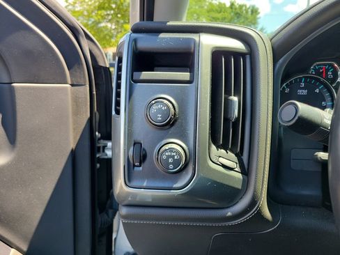 Used 2018 Chevrolet Silverado 1500 LTZ w/ Sport Package AWD/4WD image 22