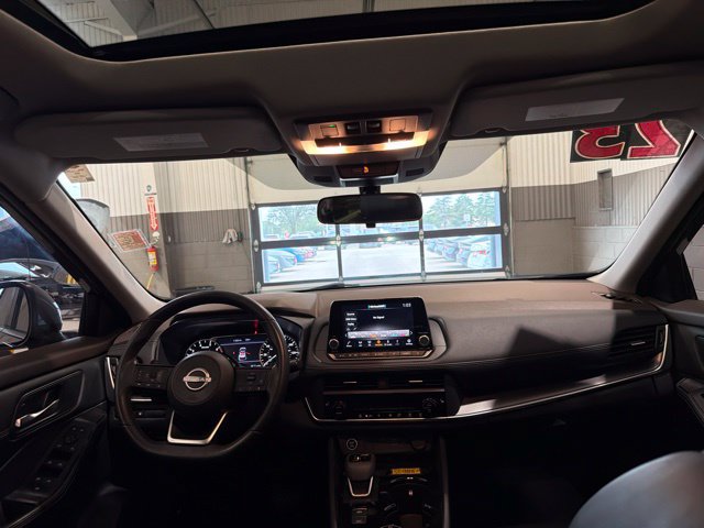Certified 2023 Nissan Rogue SV w/ SV Premium B Package AWD/4WD image 13