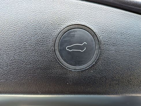 Used 2022 Tesla Model 3 Standard Range image 32