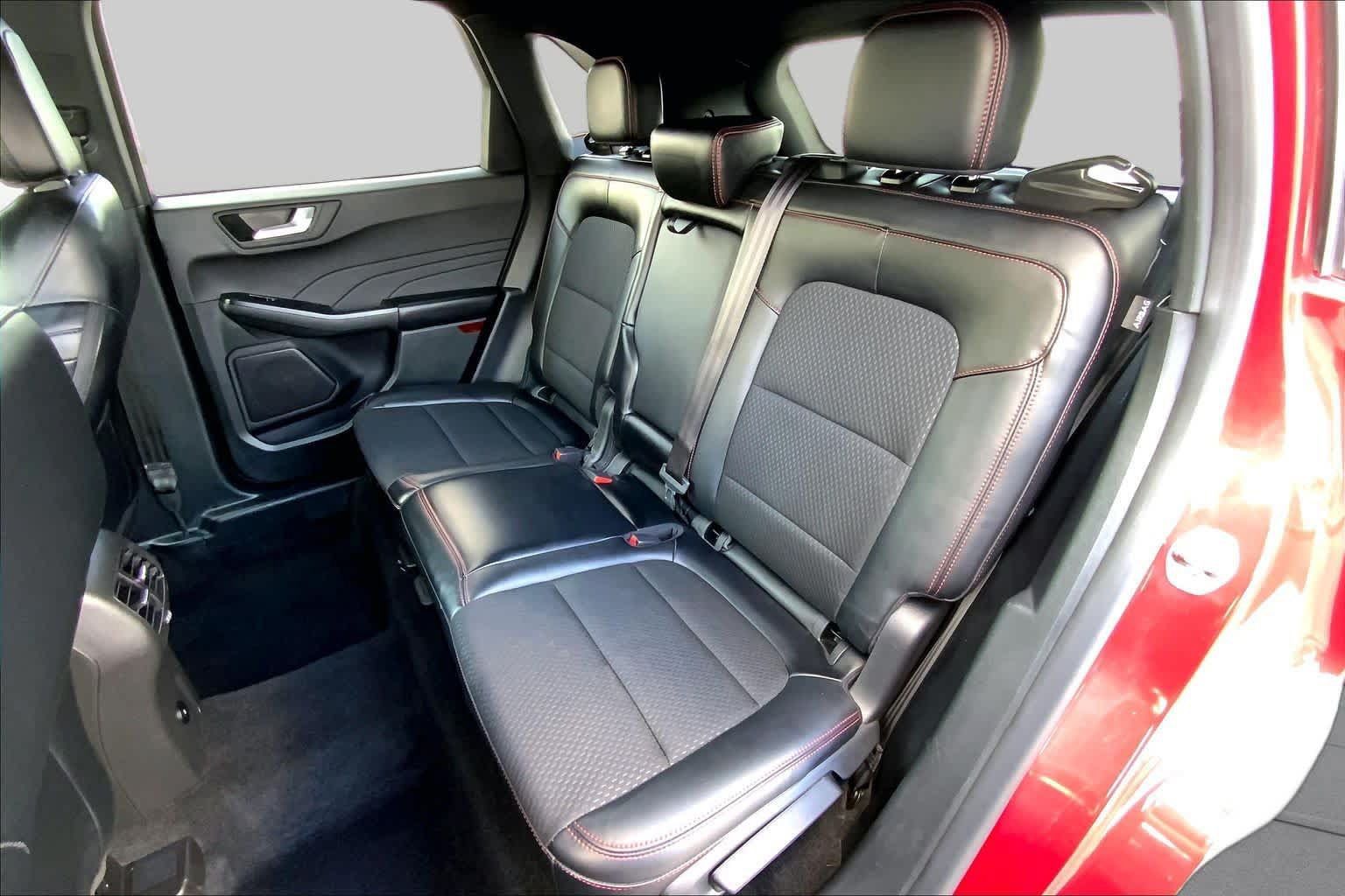 Used 2025 Ford Escape ST-Line FWD image 20