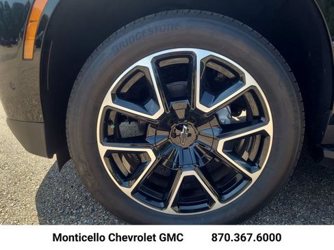 New 2026 Chevrolet Tahoe RST w/ Comfort Package AWD/4WD image 11