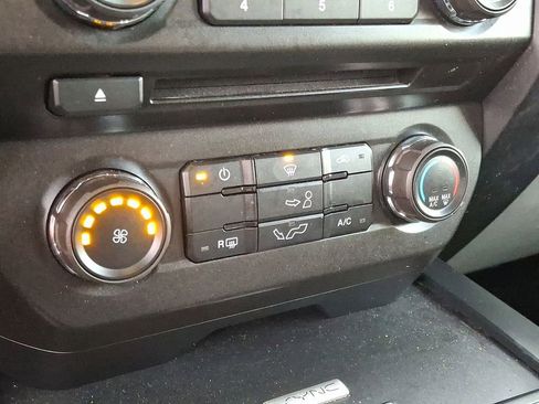 Used 2018 Ford F150 XL w/ Equipment Group 101A Mid image 16