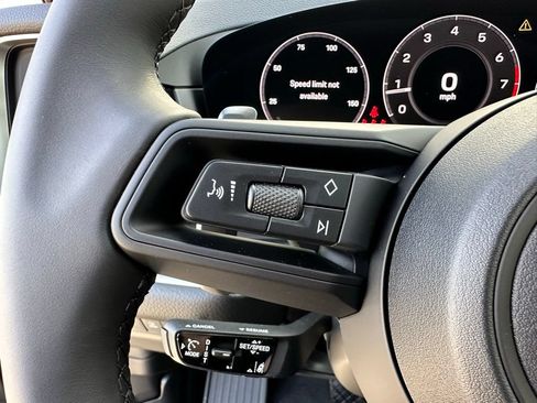 Certified 2026 Porsche Cayenne AWD/4WD image 17