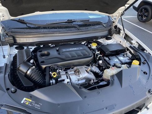 Used 2022 Jeep Cherokee Latitude Lux image 19