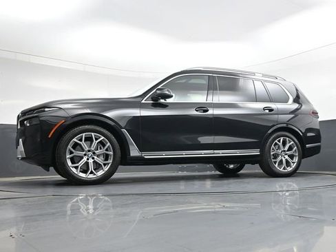 Used 2026 BMW X7 xDrive40i AWD/4WD image 39
