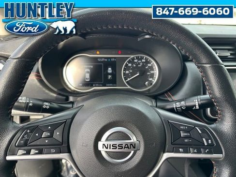 Used 2020 Nissan Versa SR w/ Convenience Package image 22