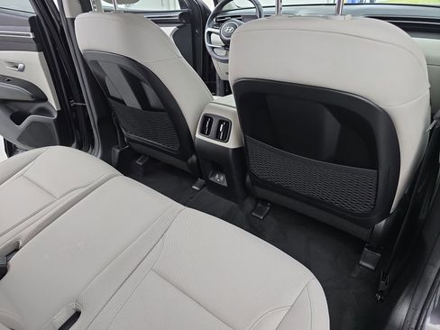 Used 2023 Hyundai Tucson SEL w/ Convenience Package FWD image 11