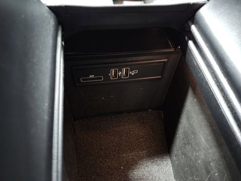 Used 2019 Mercedes-Benz GLC 43 AMG 4MATIC Coupe image 9