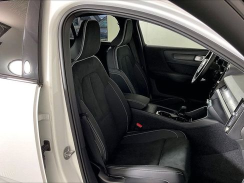 Used 2023 Volvo C40 P8 Recharge Plus AWD/4WD image 6