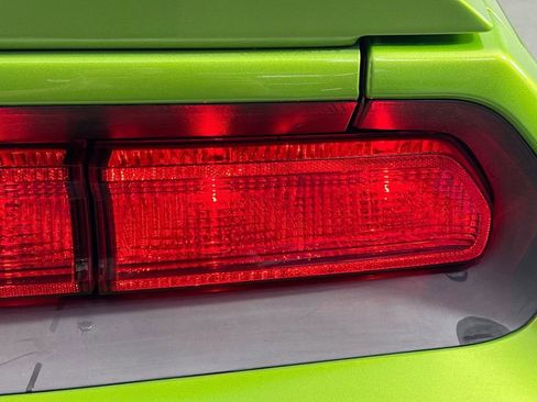 Used 2011 Dodge Challenger R/T image 31