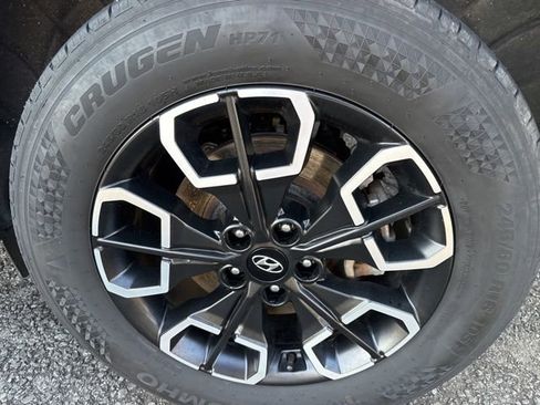 Certified 2023 Hyundai Santa Cruz SE image 12