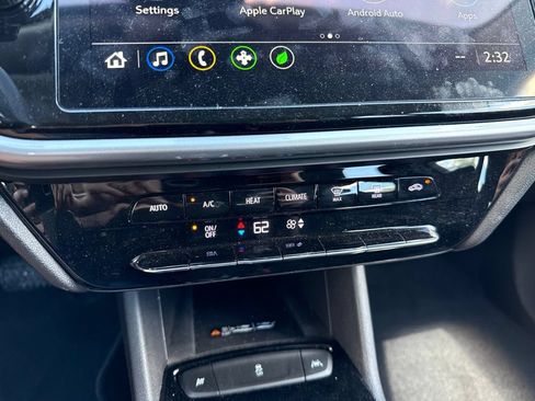 Used 2023 Chevrolet Bolt EUV LT w/ Driver Confidence Package FWD image 13