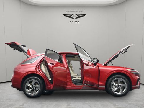 New 2026 Genesis GV70 2.5T Select image 21