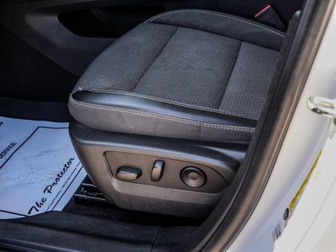 Used 2021 Buick Envision Preferred FWD image 32