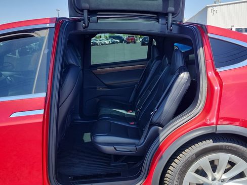 Used 2021 Tesla Model X Long Range AWD/4WD image 12