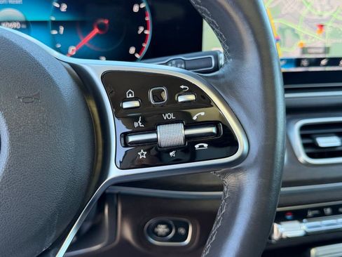Used 2020 Mercedes-Benz GLE 350 4MATIC image 25