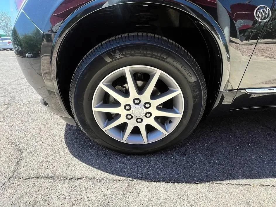 Used 2015 Buick Enclave Leather FWD image 21