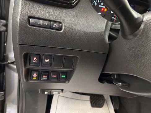 Used 2021 Nissan Rogue Sport SL w/ Premium Package image 19