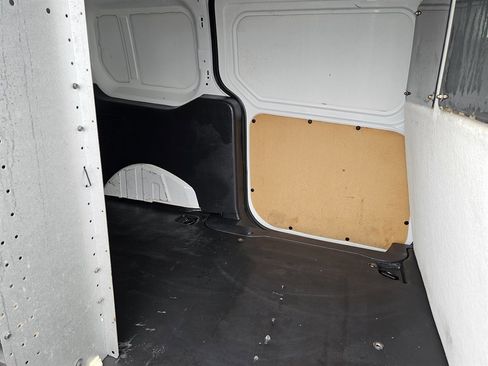Used 2018 Ford Transit Connect XL image 10