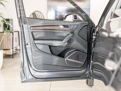 Used 2023 Audi Q5 2.0T Premium Plus image 34