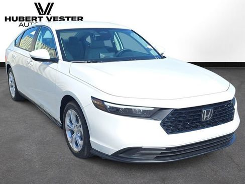 New 2026 Honda Accord LX image 4