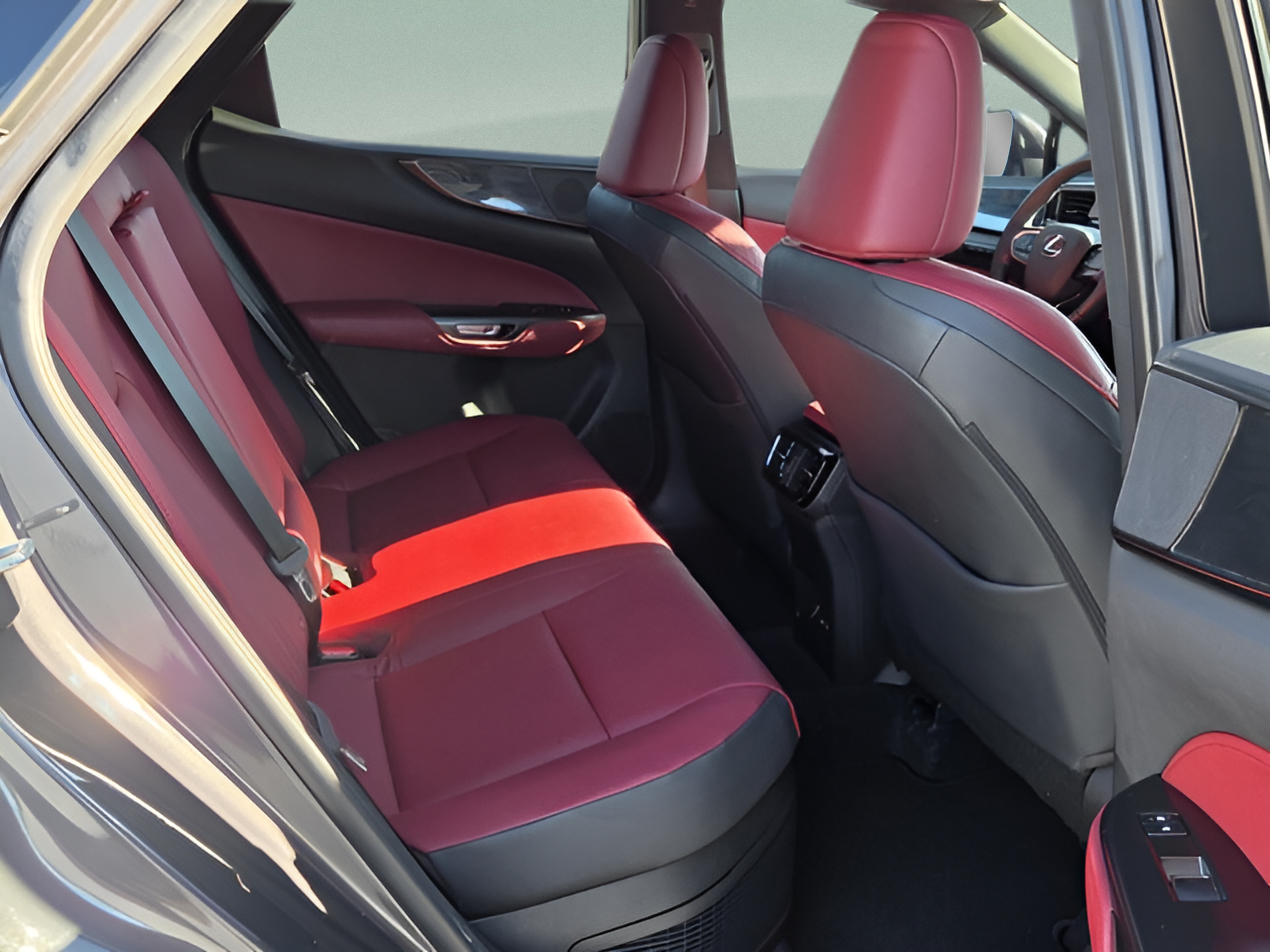 Used 2024 Lexus NX 350h AWD image 15