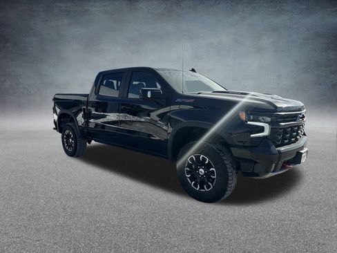 Used 2024 Chevrolet Silverado 1500 ZR2 image 7