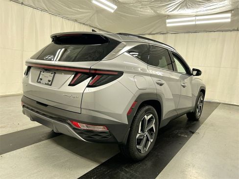 Used 2024 Hyundai Tucson Limited image 2