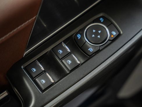 Used 2023 Ford F150 Lariat w/ Equipment Group 502A High image 50