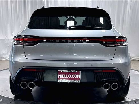 Used 2026 Porsche Macan AWD/4WD image 8