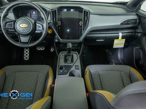 Used 2025 Subaru Crosstrek 2.5i Sport AWD/4WD image 29