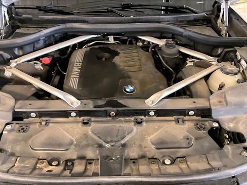 Used 2025 BMW X7 xDrive40i w/ M Sport Package AWD/4WD image 28