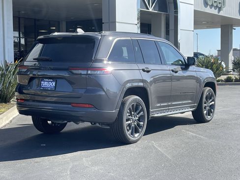 New 2026 Jeep Grand Cherokee Limited Reserve image 6