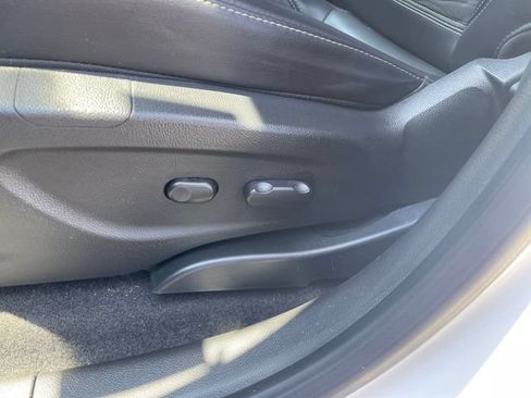 Used 2015 Buick Encore Convenience FWD image 19