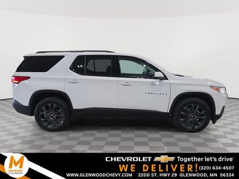 Used 2021 Chevrolet Traverse RS w/ LPO, Floor Liner Package AWD/4WD image 1