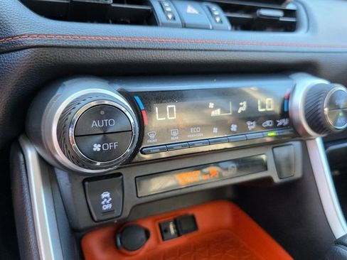 Used 2019 Toyota RAV4 Adventure image 28