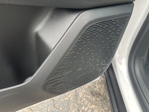 New 2026 Chevrolet Equinox LT image 14