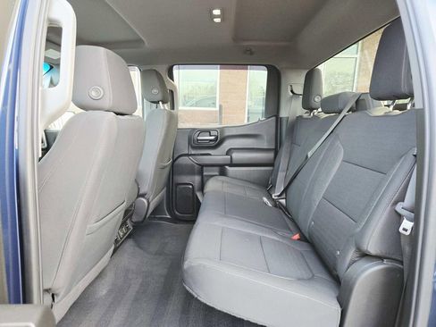 Used 2022 Chevrolet Silverado 1500 LT image 12
